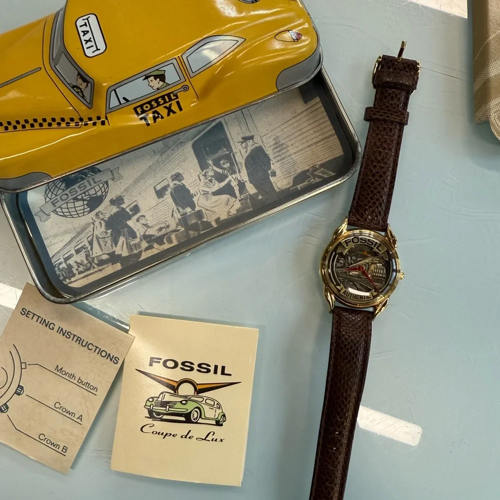 Fossil Train Locomotive Watch SK5058‎ NIB Collector Set Taxi Tin